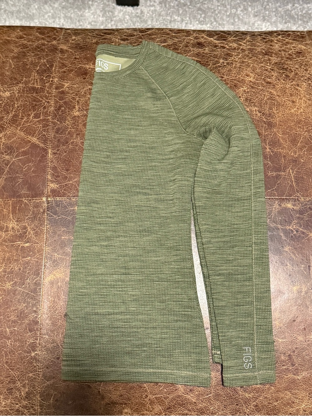 Figs Women's Long Ribbed Sleeve Crew in Spruce Green